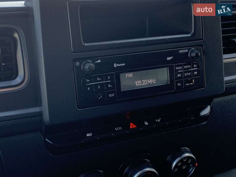 Вантажний фургон Renault Master 2021 в Бердичеві