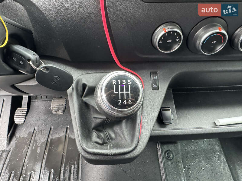 Вантажний фургон Renault Master 2021 в Києві