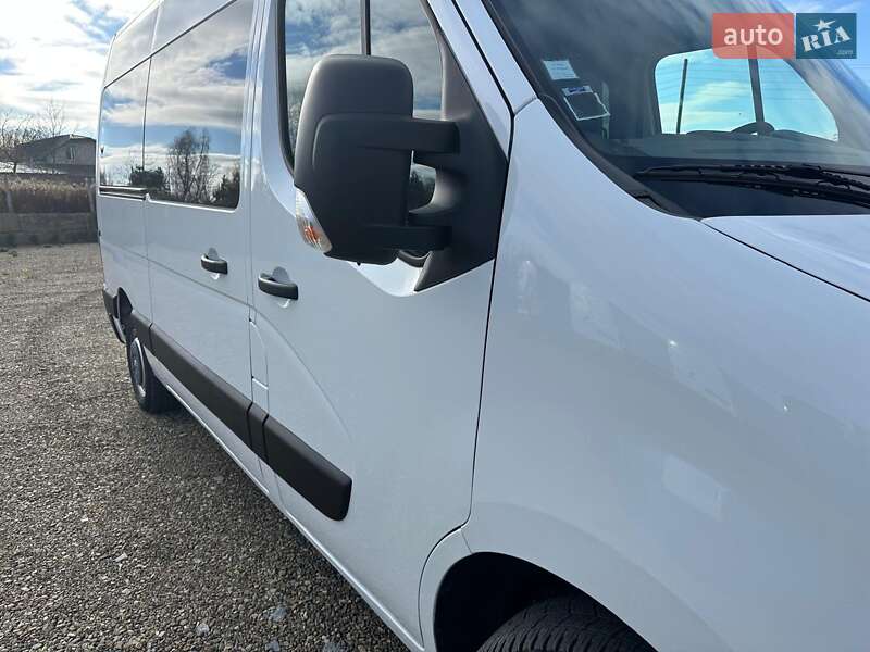 Мінівен Renault Master 2016 в Дубні