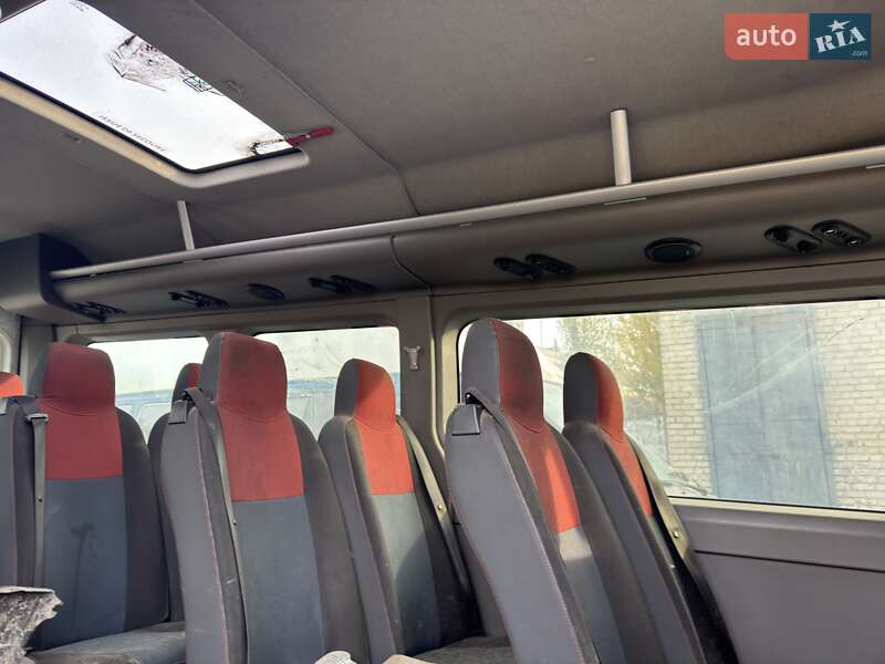 Мікроавтобус Renault Master 2013 в Дніпрі