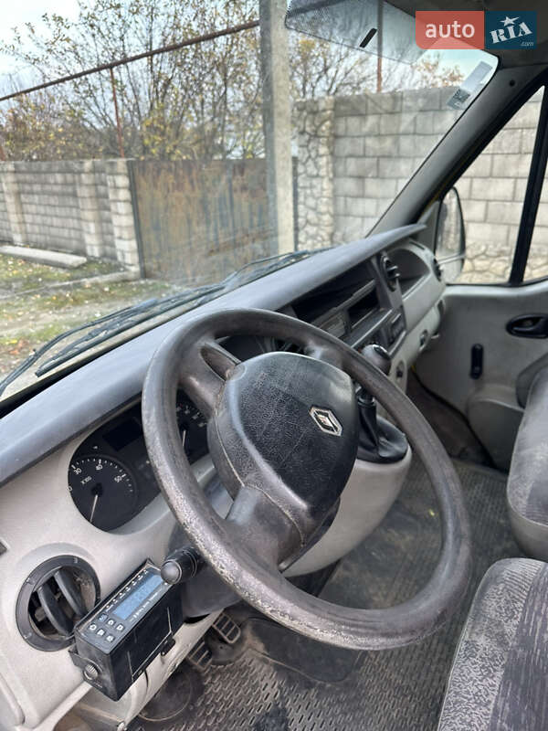 Минивэн Renault Master 2004 в Каменском