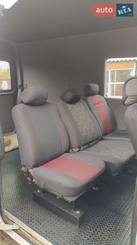 Минивэн Renault Master 2005 в Звенигородке