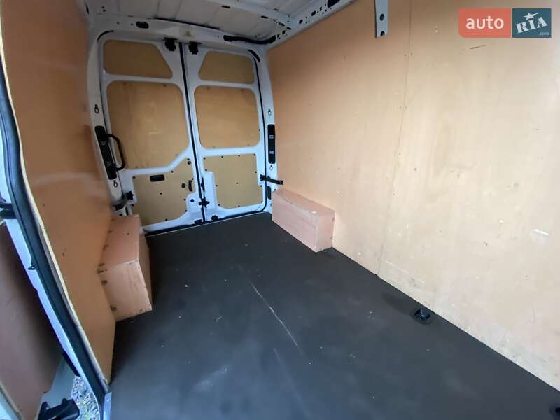 Вантажний фургон Renault Master 2022 в Києві