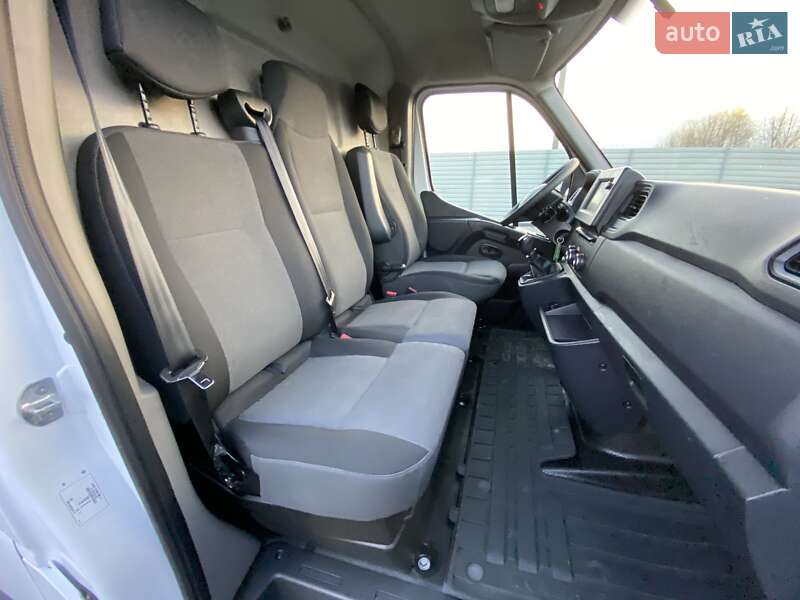 Вантажний фургон Renault Master 2022 в Києві