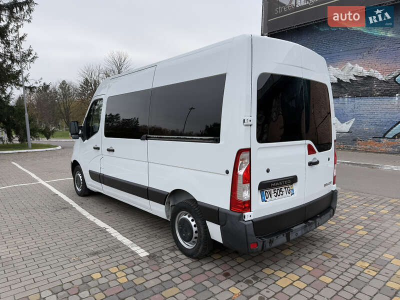 Мінівен Renault Master 2015 в Луцьку