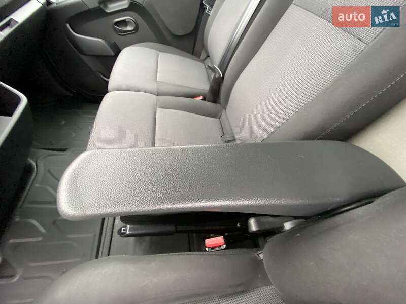 Грузовой фургон Renault Master 2022 в Киеве фото 33 Грузовой фургон Renault Master 2022 в Киеве