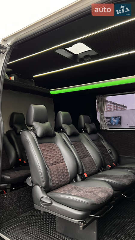 Минивэн Renault Master 2016 в Ивано-Франковске