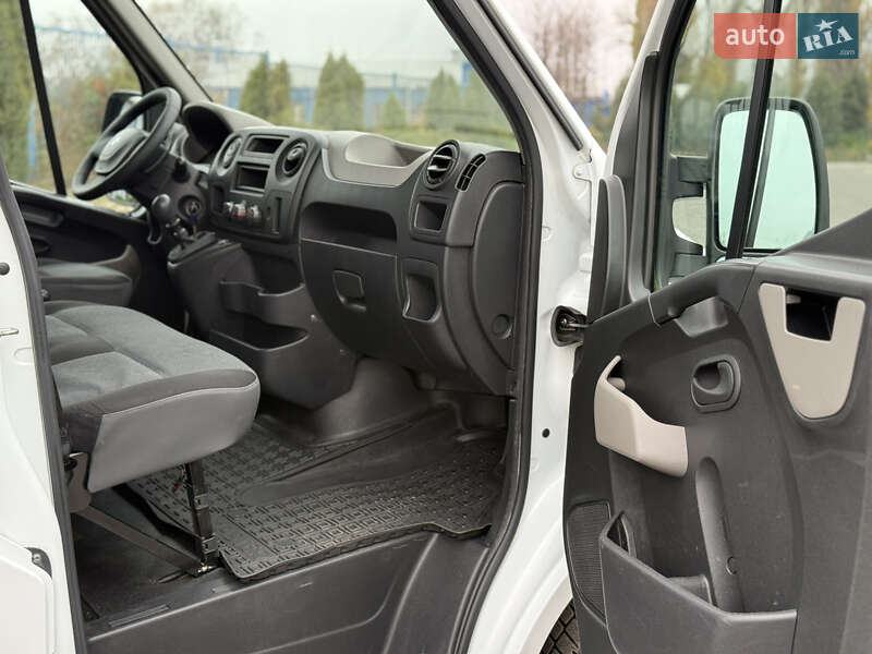 Грузовой фургон Renault Master 2017 в Новомосковске