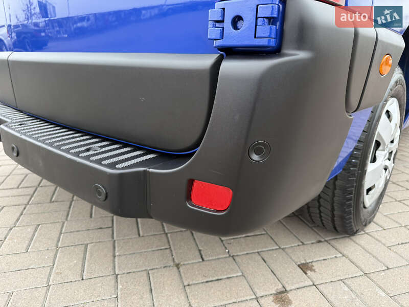 Грузовой фургон Renault Master 2023 в Киеве
