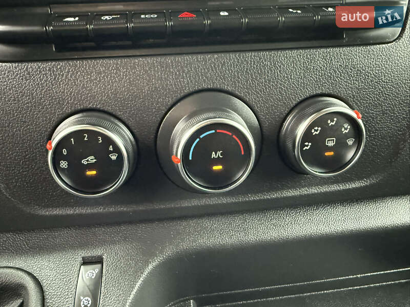 Грузовой фургон Renault Master 2023 в Киеве