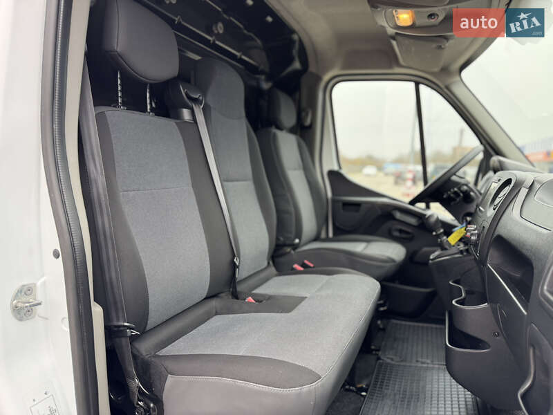 Вантажний фургон Renault Master 2019 в Дубні