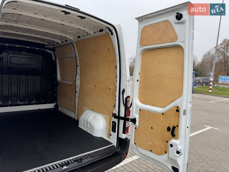 Вантажний фургон Renault Master 2019 в Дубні