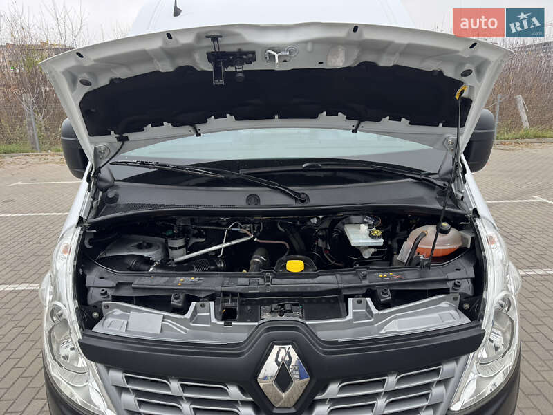 Вантажний фургон Renault Master 2019 в Дубні