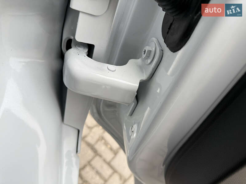 Грузовой фургон Renault Master 2022 в Дубно фото 55 Грузовой фургон Renault Master 2022 в Дубно