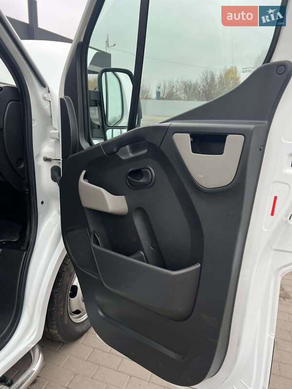 Вантажний фургон Renault Master 2012 в Черкасах фото 8 Вантажний фургон Renault Master 2012 в Черкасах