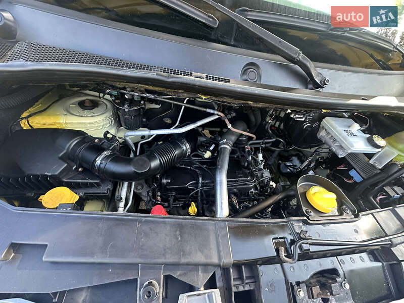 Евакуатор Renault Master 2018 в Житомирі фото 44 Евакуатор Renault Master 2018 в Житомирі