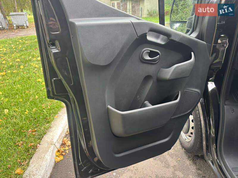 Тентований Renault Master 2021 в Луцьку фото 10 Тентований Renault Master 2021 в Луцьку