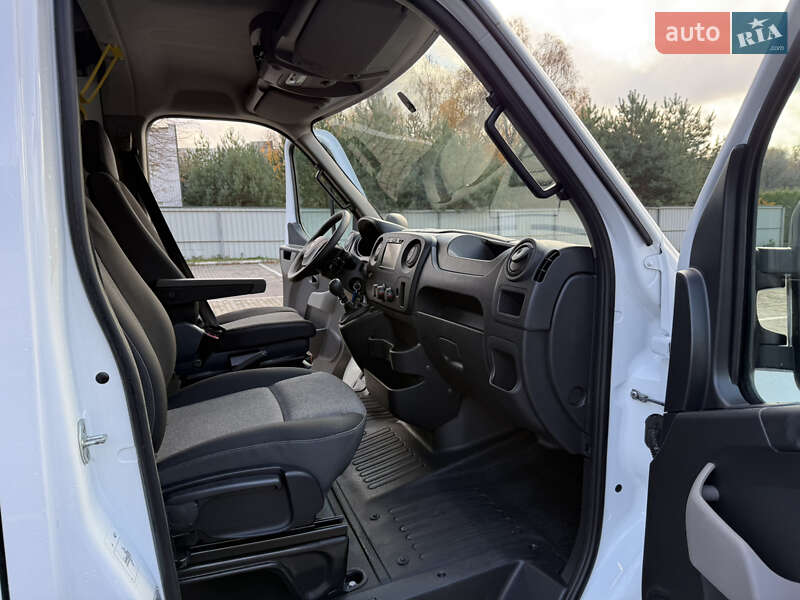 Мінівен Renault Master 2018 в Луцьку фото 44 Мінівен Renault Master 2018 в Луцьку