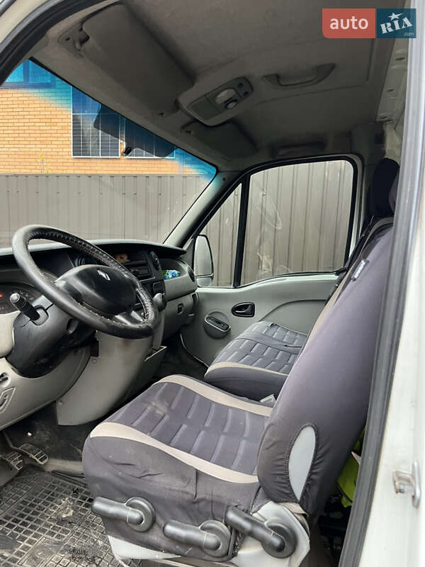 Другие грузовики Renault Master 2006 в Киеве