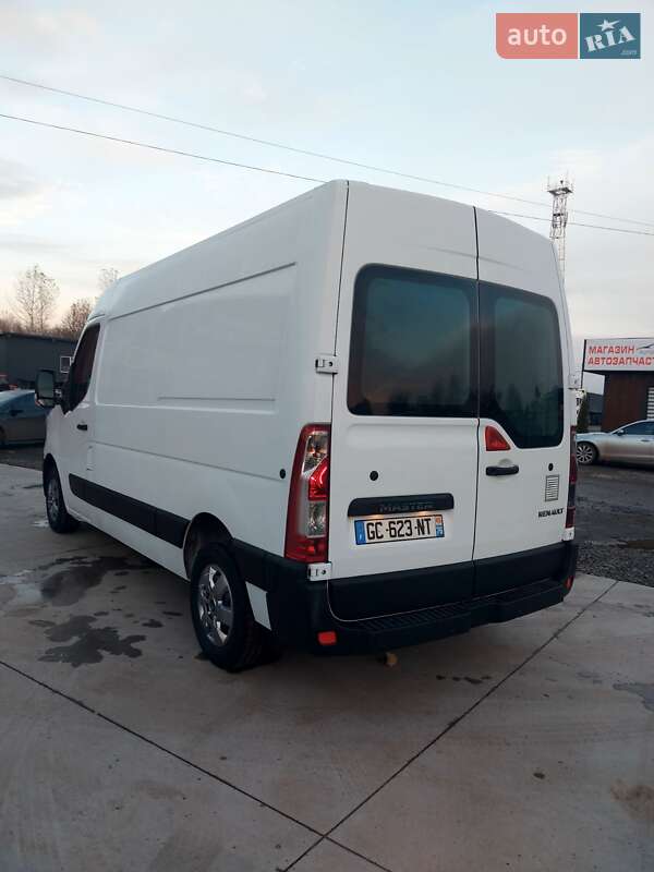 Грузовой фургон Renault Master 2021 в Млинове