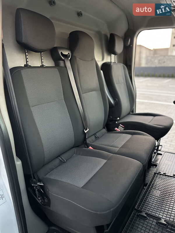 Грузовой фургон Renault Master 2021 в Дубно фото 52 Грузовой фургон Renault Master 2021 в Дубно
