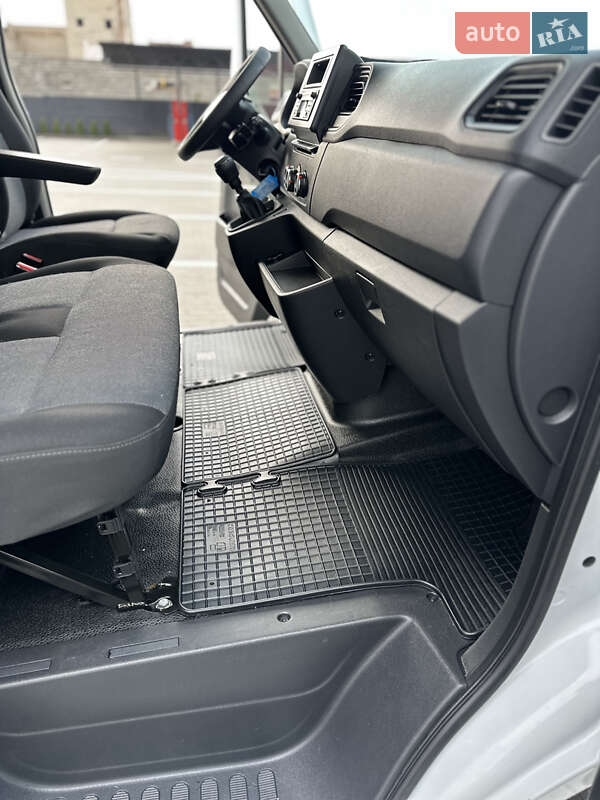 Вантажний фургон Renault Master 2021 в Дубні фото 80 Вантажний фургон Renault Master 2021 в Дубні