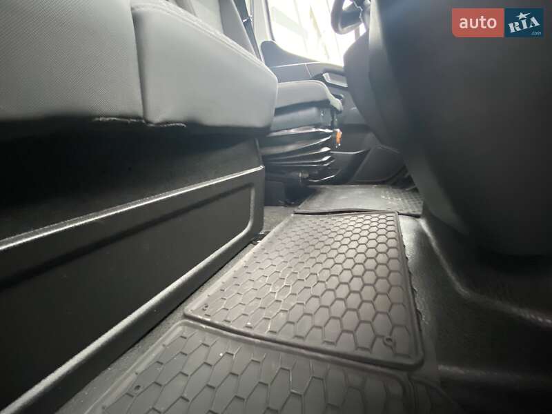 Грузовой фургон Renault Master 2022 в Киеве фото 29 Грузовой фургон Renault Master 2022 в Киеве