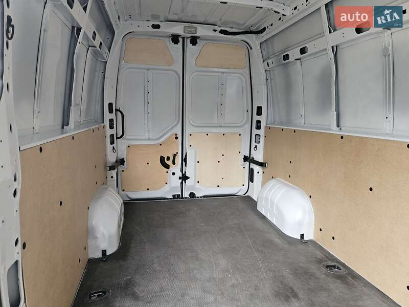 Мікроавтобус вантажний (до 3,5т) Renault Master 2021 в Бердичеві