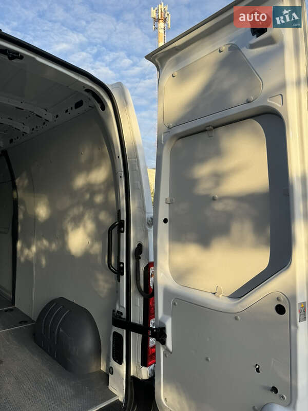 Грузовой фургон Renault Master 2020 в Луцке фото 25 Грузовой фургон Renault Master 2020 в Луцке