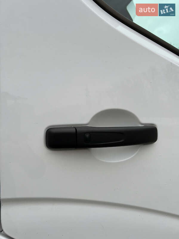 Вантажний фургон Renault Master 2022 в Луцьку