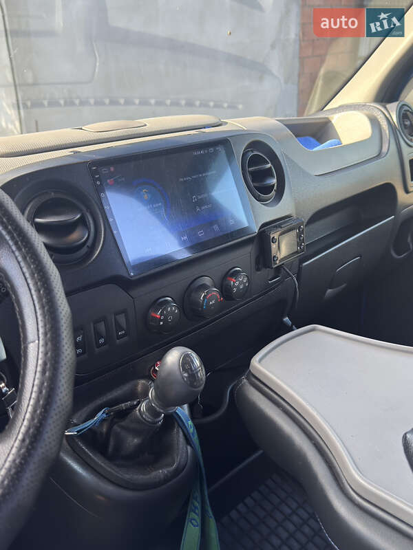 Мінівен Renault Master 2016 в Старій Вижівці