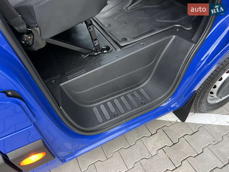 Грузовой фургон Renault Master 2020 в Дубно фото 130 Грузовой фургон Renault Master 2020 в Дубно