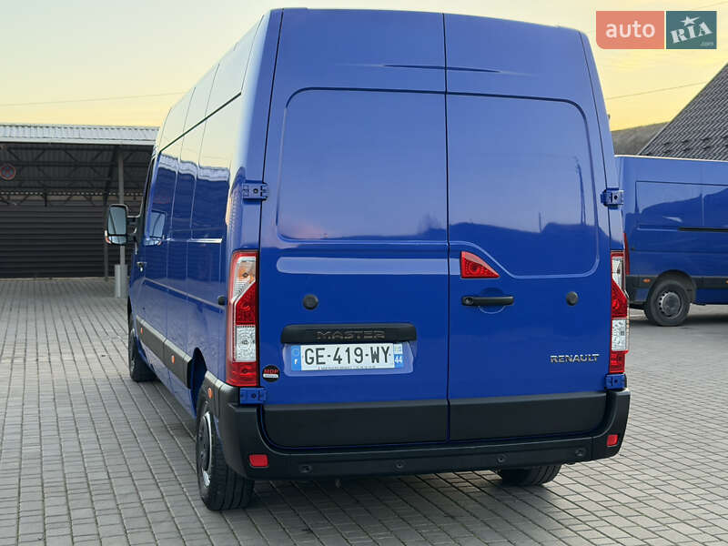 Вантажний фургон Renault Master 2022 в Дубні