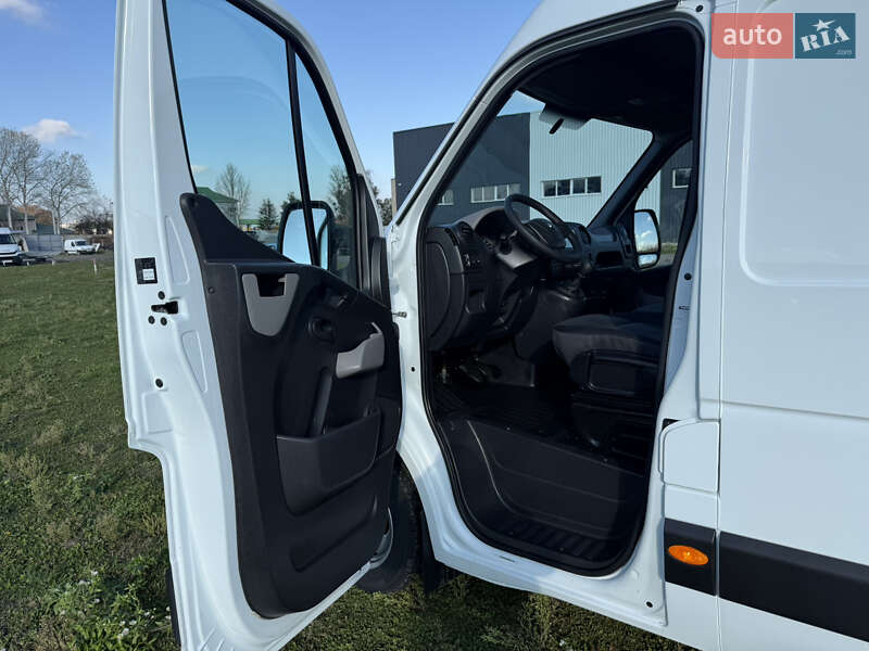 Грузовой фургон Renault Master 2017 в Луцке фото 34 Грузовой фургон Renault Master 2017 в Луцке