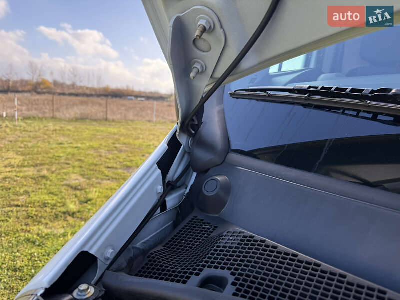 Грузовой фургон Renault Master 2017 в Луцке фото 74 Грузовой фургон Renault Master 2017 в Луцке