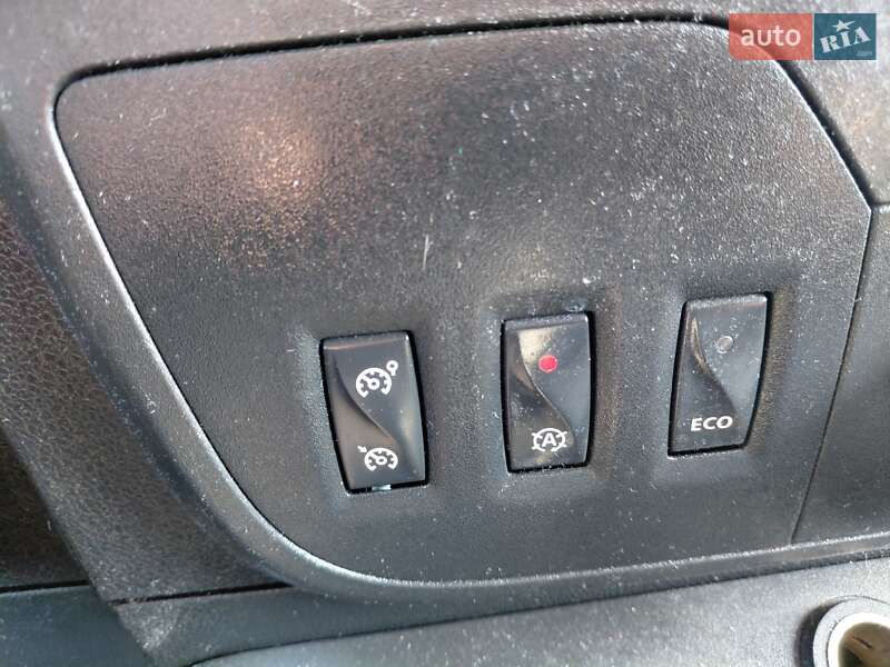 Микроавтобус грузовой (до 3,5т) Renault Master 2015 в Ивано-Франковске фото 27 Микроавтобус грузовой (до 3,5т) Renault Master 2015 в Ивано-Франковске