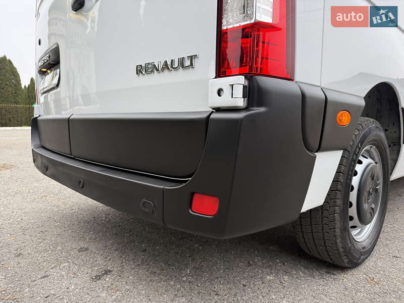 Грузовой фургон Renault Master 2023 в Дубно