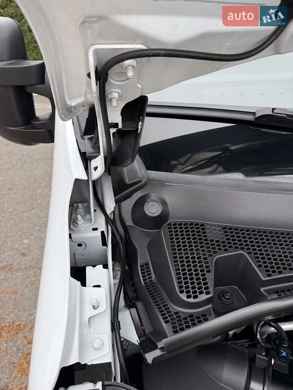 Грузовой фургон Renault Master 2023 в Дубно