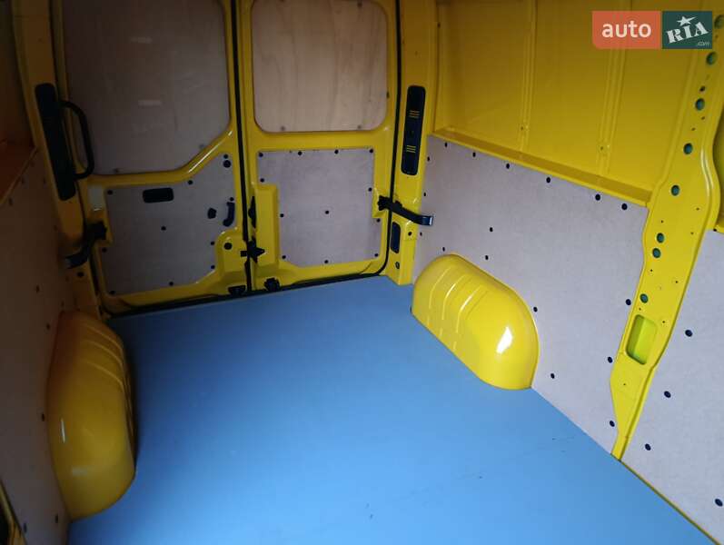 Вантажний фургон Renault Master 2022 в Києві фото 32 Вантажний фургон Renault Master 2022 в Києві