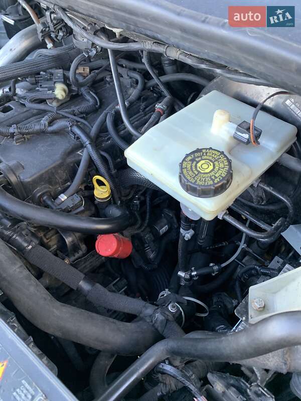 Грузовой фургон Renault Master 2015 в Ровно фото 8 Грузовой фургон Renault Master 2015 в Ровно