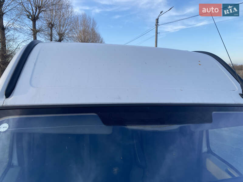 Інші вантажівки Renault Master 2005 в Обухові