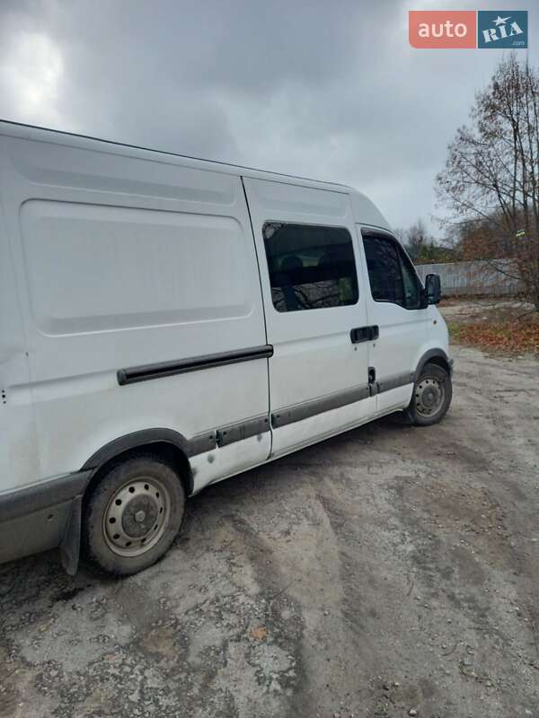 Грузовой фургон Renault Master 2003 в Обухове