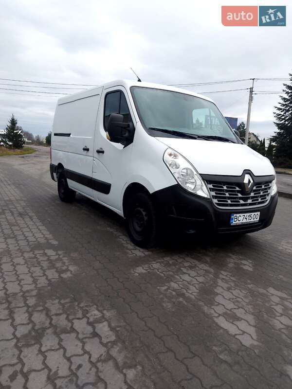 Вантажний фургон Renault Master 2015 в Яворові