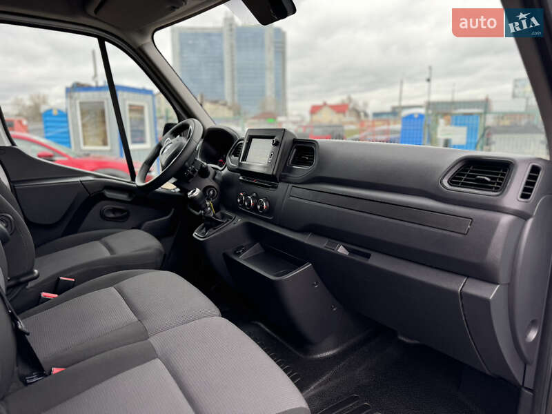Грузовой фургон Renault Master 2021 в Киеве