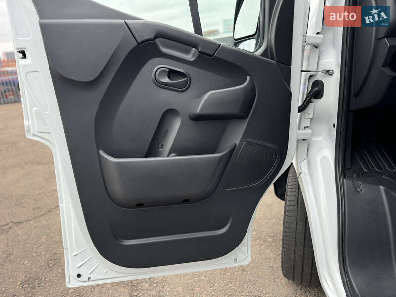 Грузовой фургон Renault Master 2021 в Киеве