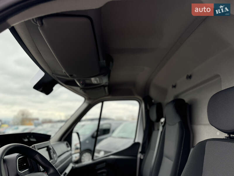 Грузовой фургон Renault Master 2021 в Киеве