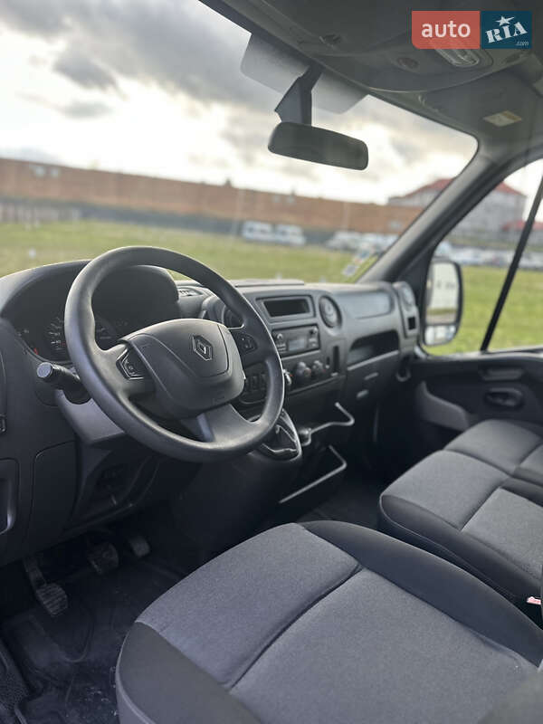Грузовой фургон Renault Master 2018 в Луцке