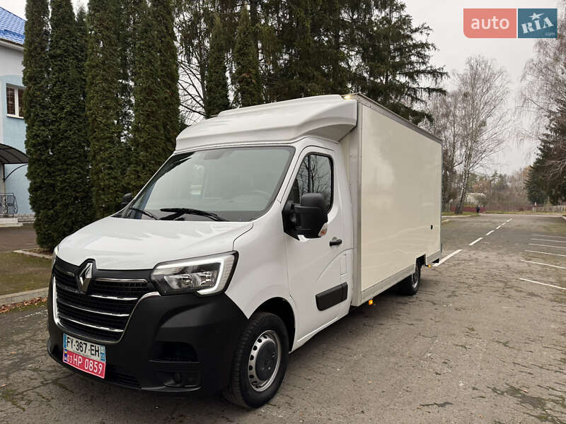 Грузовой фургон Renault Master 2021 в Корце