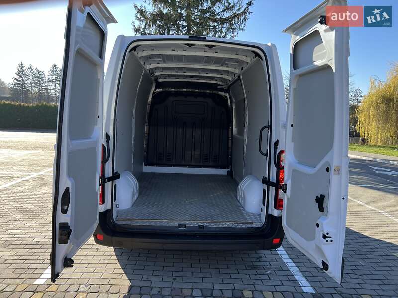 Грузовой фургон Renault Master 2020 в Луцке