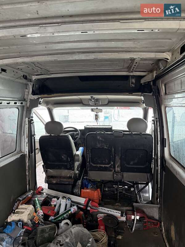 Мінівен Renault Master 2004 в Львові фото 14 Мінівен Renault Master 2004 в Львові